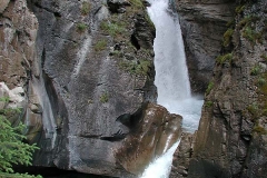 johnstons-canyon-2